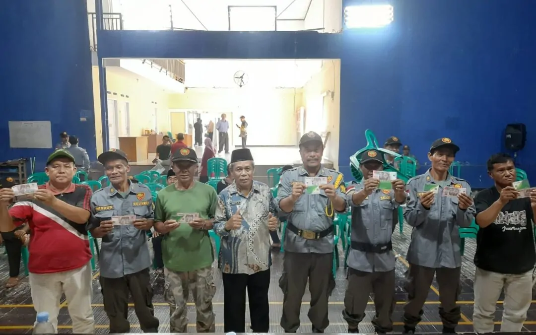 PEMERINTAH DESA KEBONMANGGU SALURKAN INSENTIF BAGI KETUA RT/RW DAN SATLINMAS